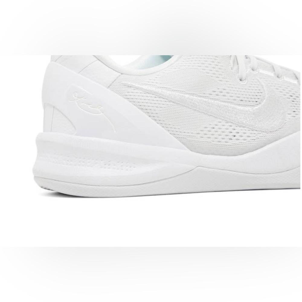 New Nike Kobe Vlll Protro